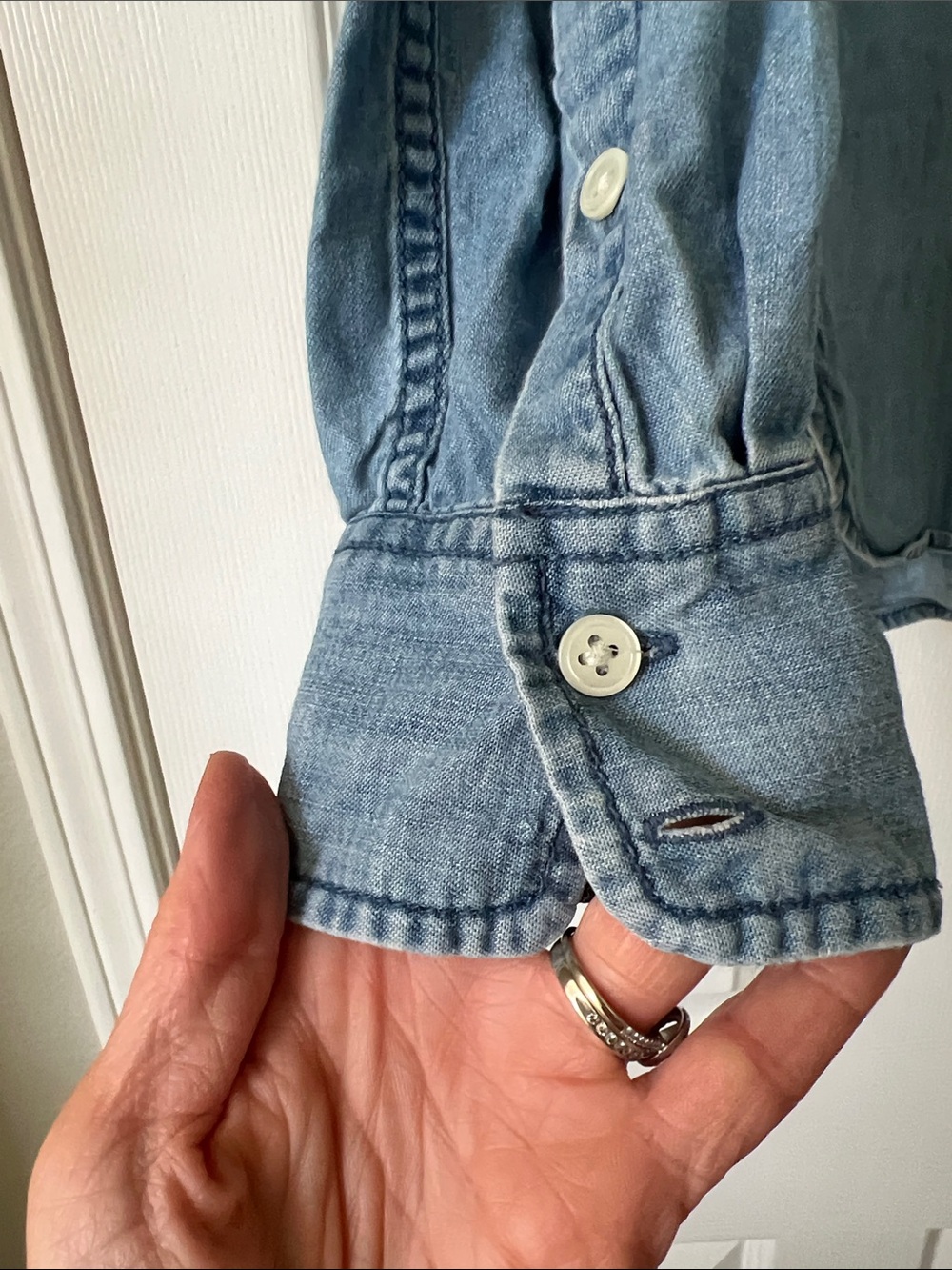 I Crew Light Blue Denim / Chambray Button-Down Shirt - Casual Everyday - Picture 3 of 5